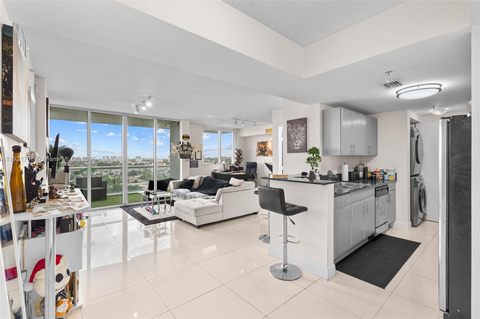 1871 NW S River Dr # 1402, Miami FL 33125