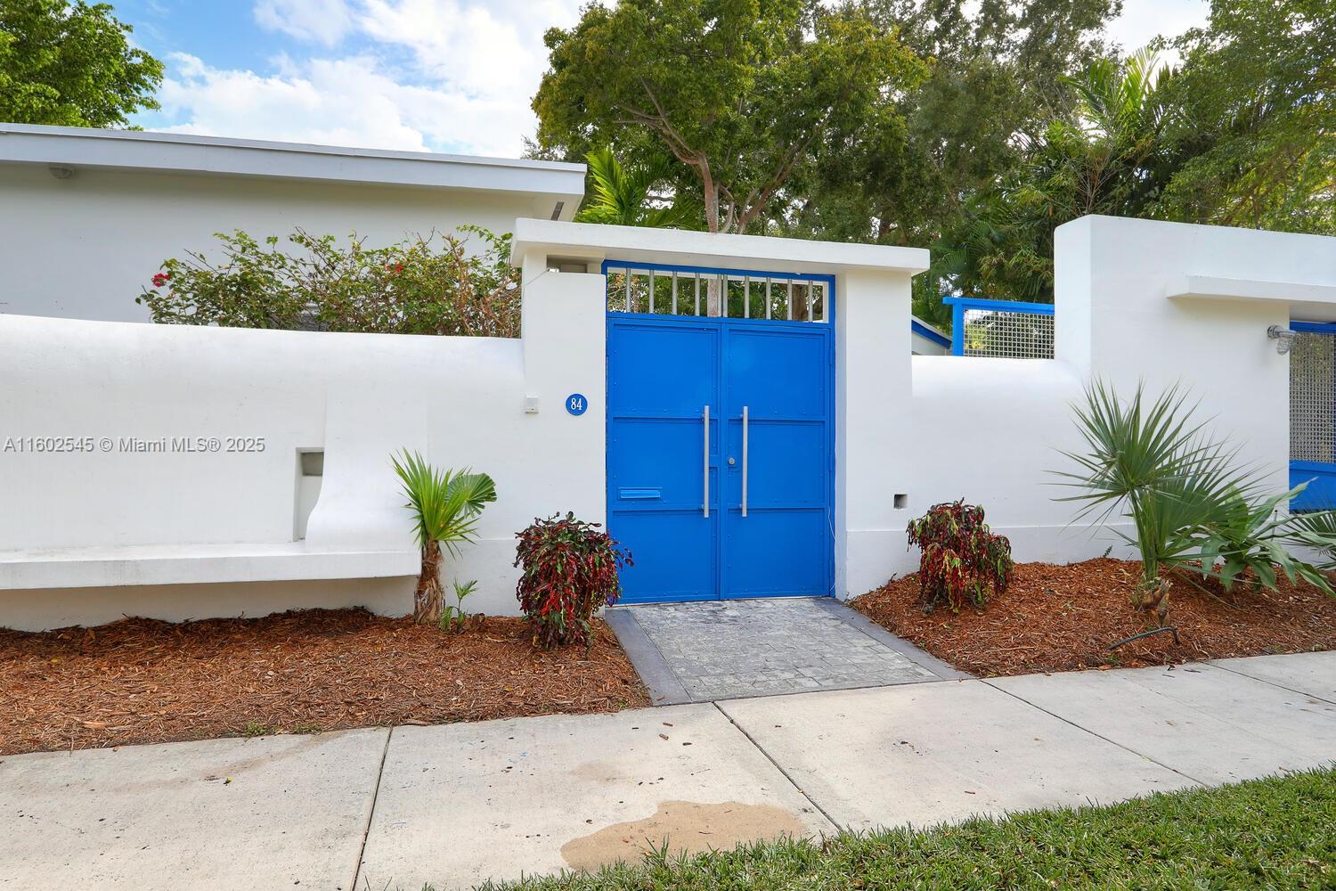 84 W Shore Dr, Coconut Grove FL 33133