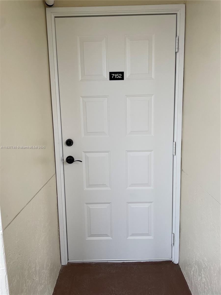 7152 S Devon Dr # 304, Tamarac FL 33321