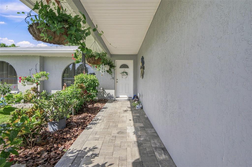 4211 AUGUSTINE ROAD, SPRING HILL, FL — photo 5 of 30