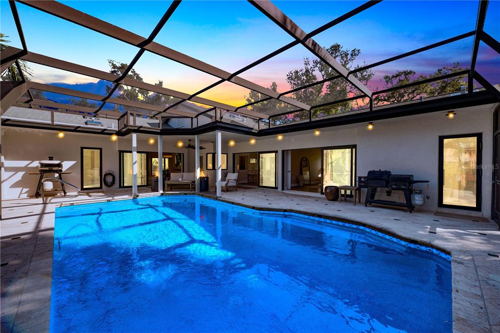5361 SIESTA CT, SARASOTA, FL — photo 2 of 30