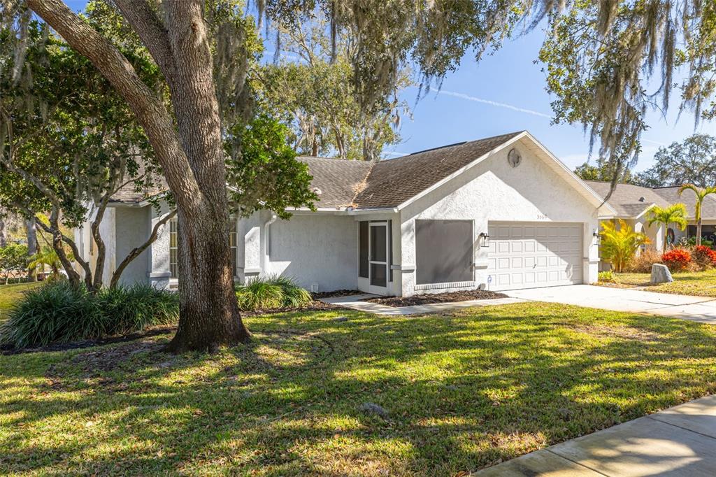 3569 OAK LAKE DRIVE