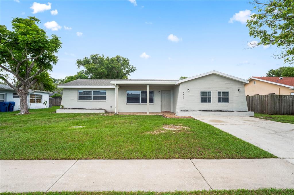 4414 ROYAL OAK LANE