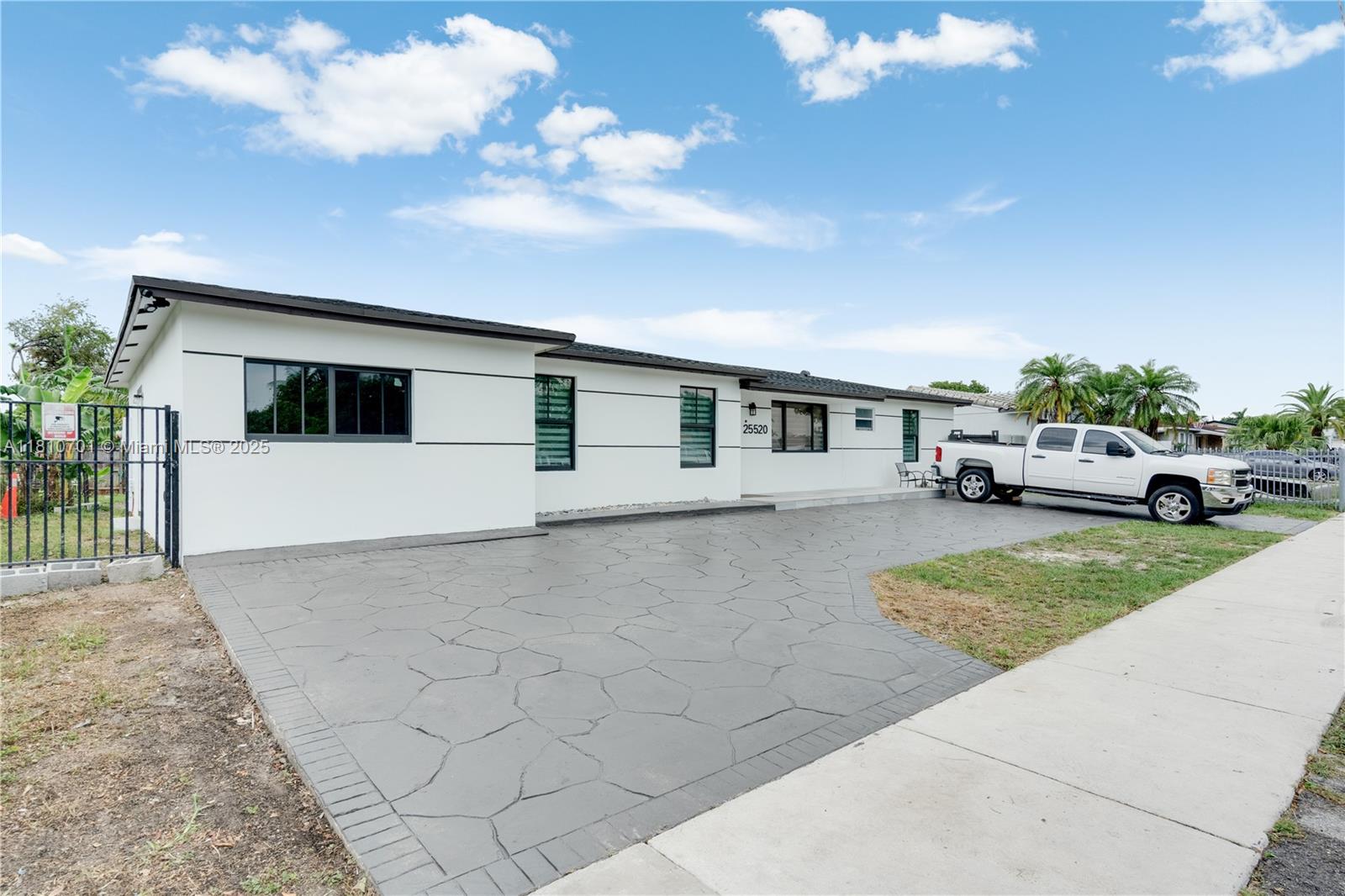 25520 SW 127th Ave, Homestead FL 33032