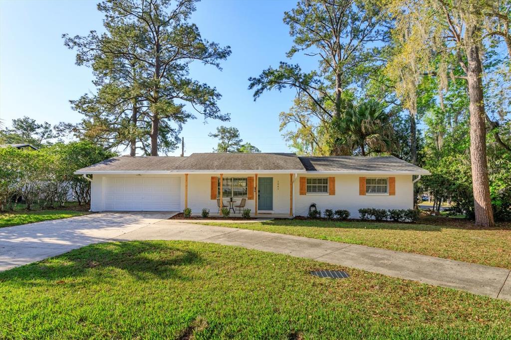 1061 WHITEWAY DRIVE
