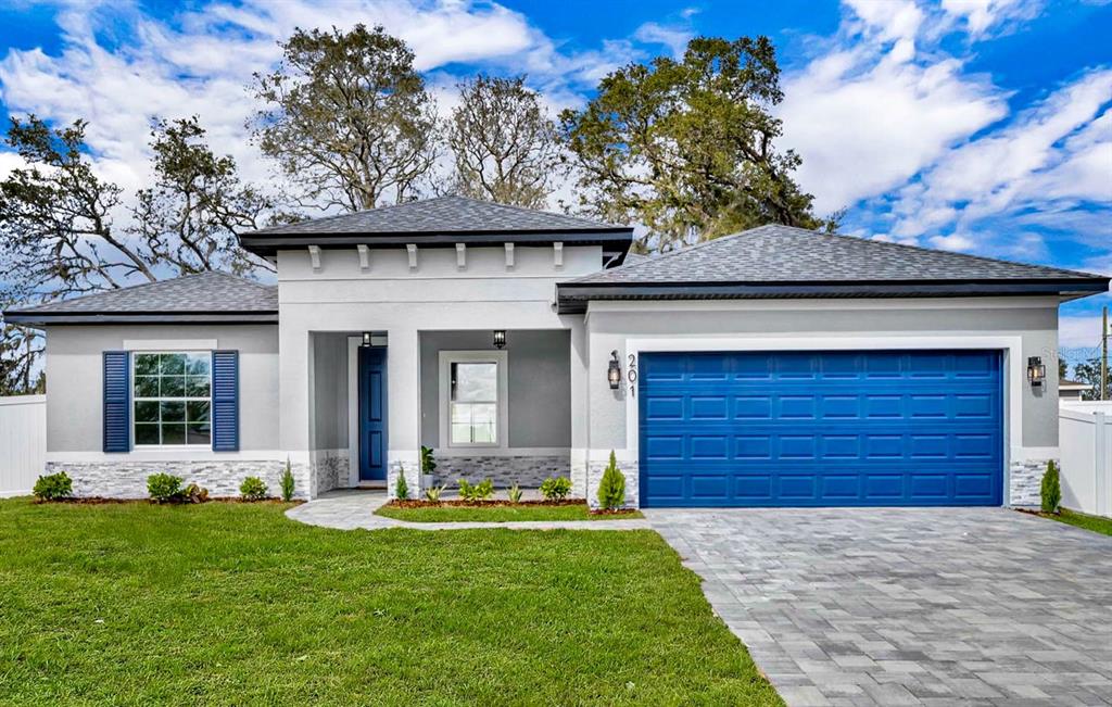 201 BEGONIA LANE