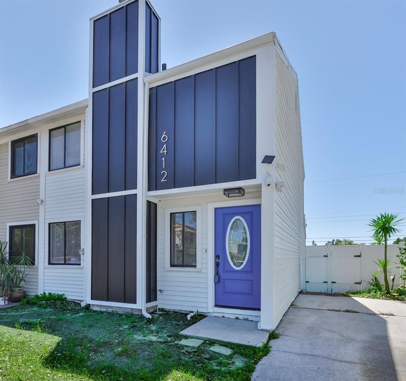 6412 ROCKPOINTE DRIVE
