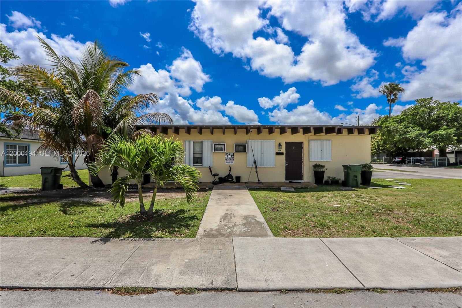720 SW 6th St, Homestead FL 33030