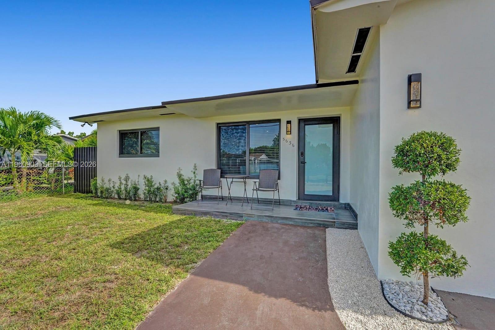 5636 SW 19th St, West Park FL 33023