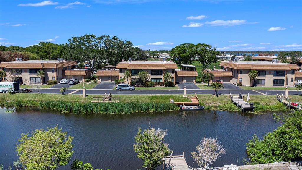 10216 SEMINOLE ISLAND DRIVE