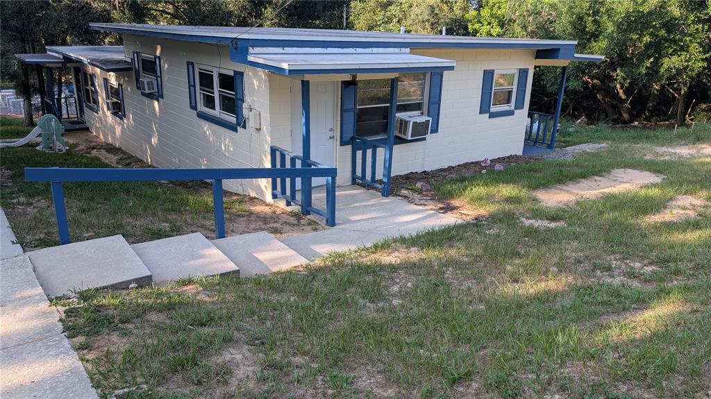 738 E MINNEOLA AVENUE
