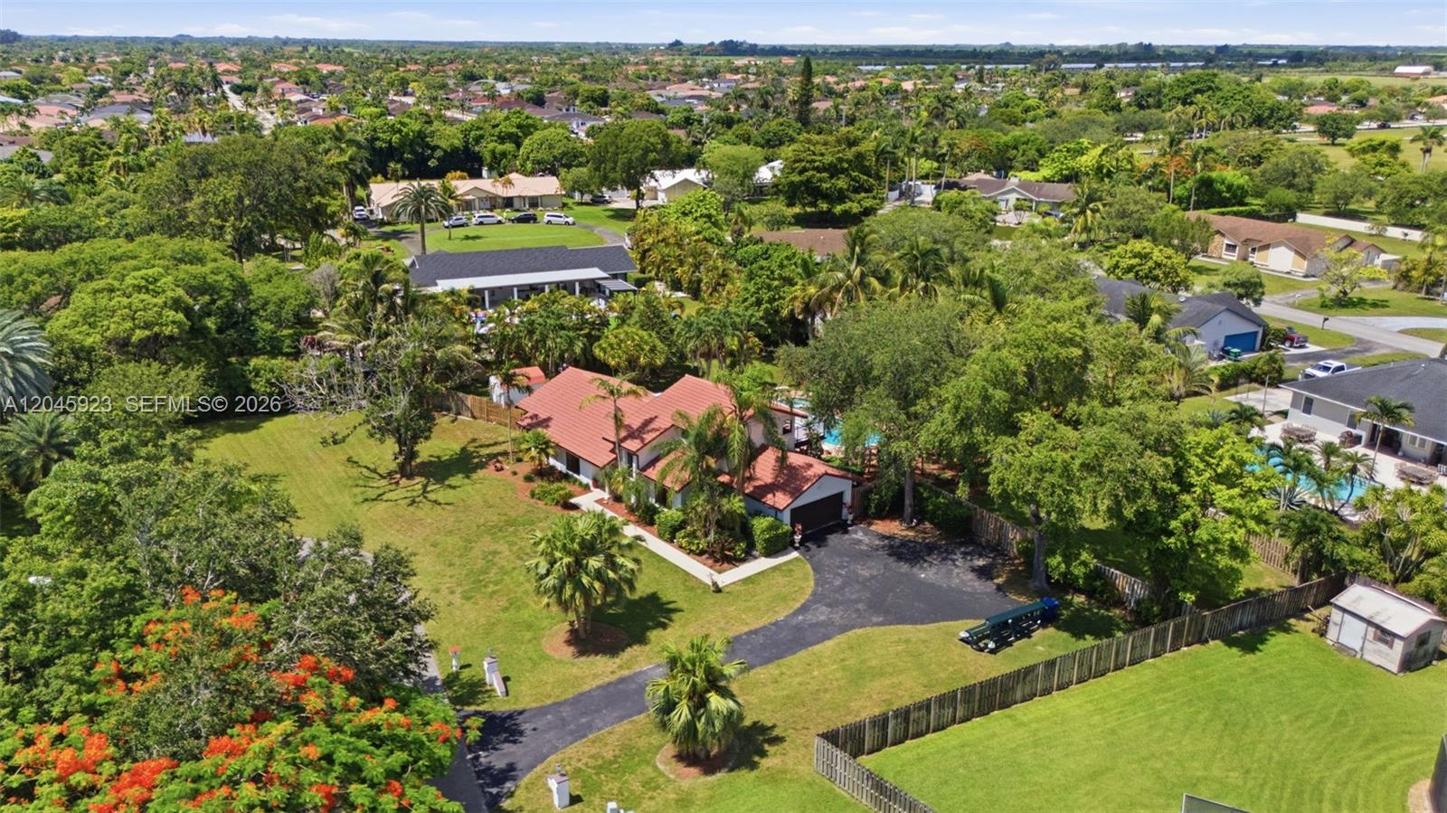 16564 SW 153rd Ct, Miami FL 33187