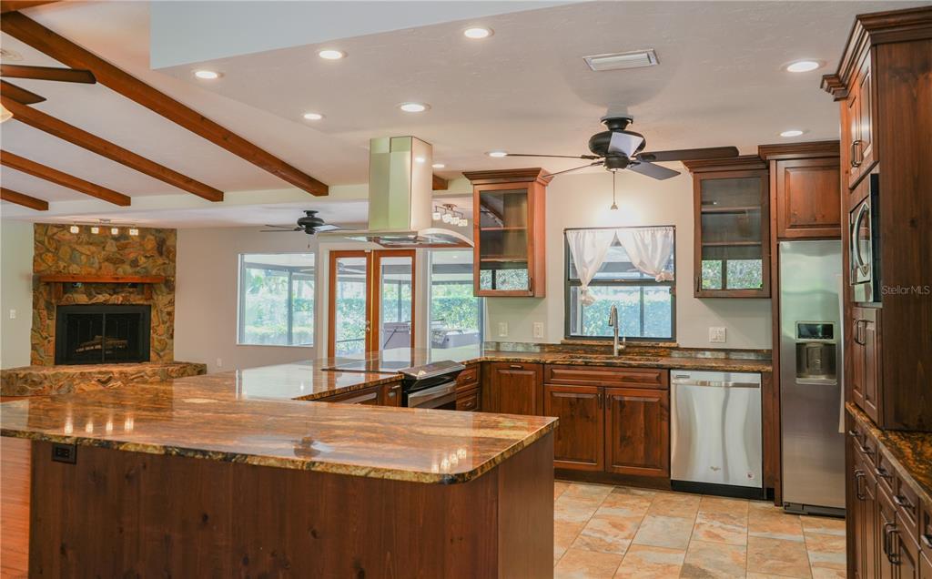 3502 SUNBEAM DRIVE, SARASOTA, FL — photo 3 of 29