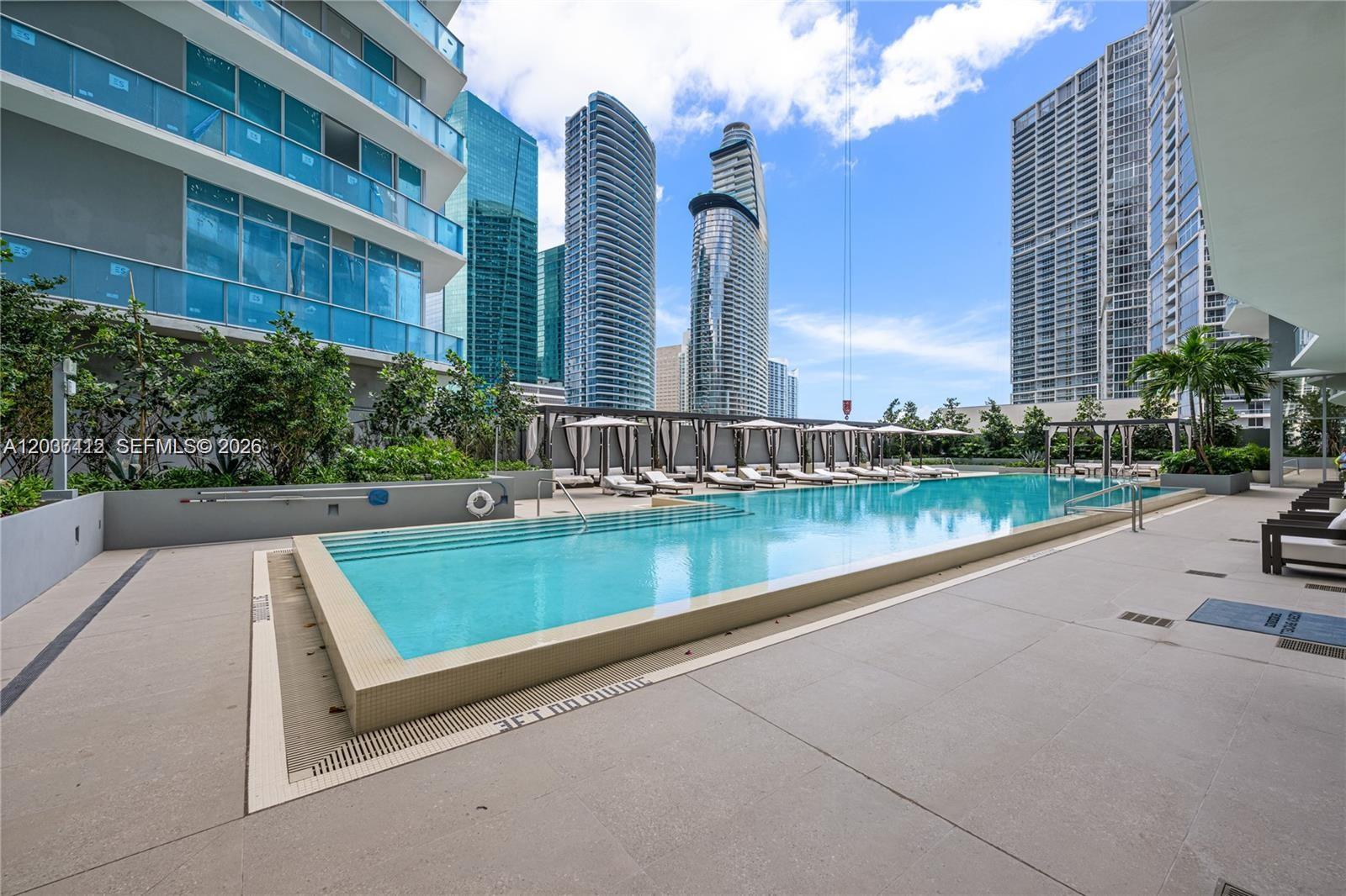 77 SE 5th St # 1705, Miami FL 33131