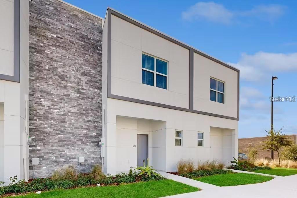 609 TRIKOMO DRIVE