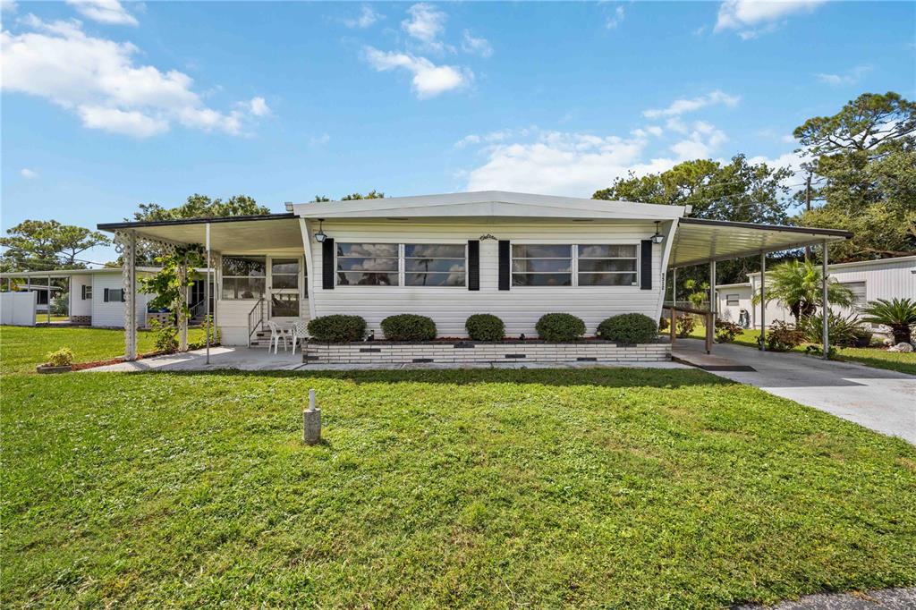 5512 COLLEEN DRIVE