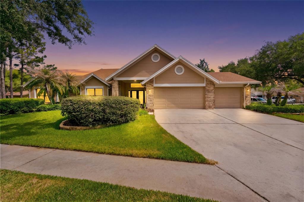 8701 TANTALLON CIRCLE