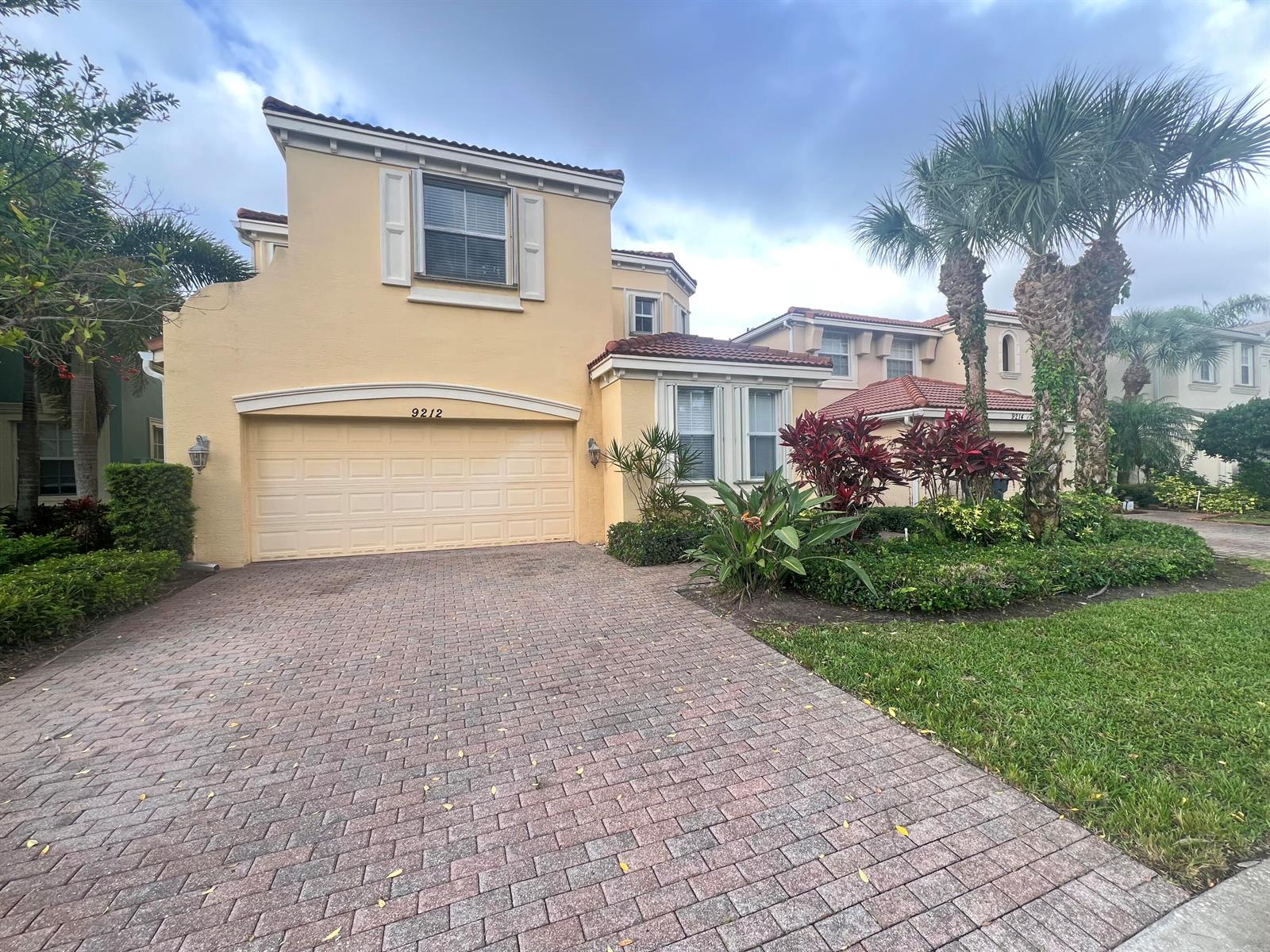 9212 Dupont Place, Wellington FL 33414