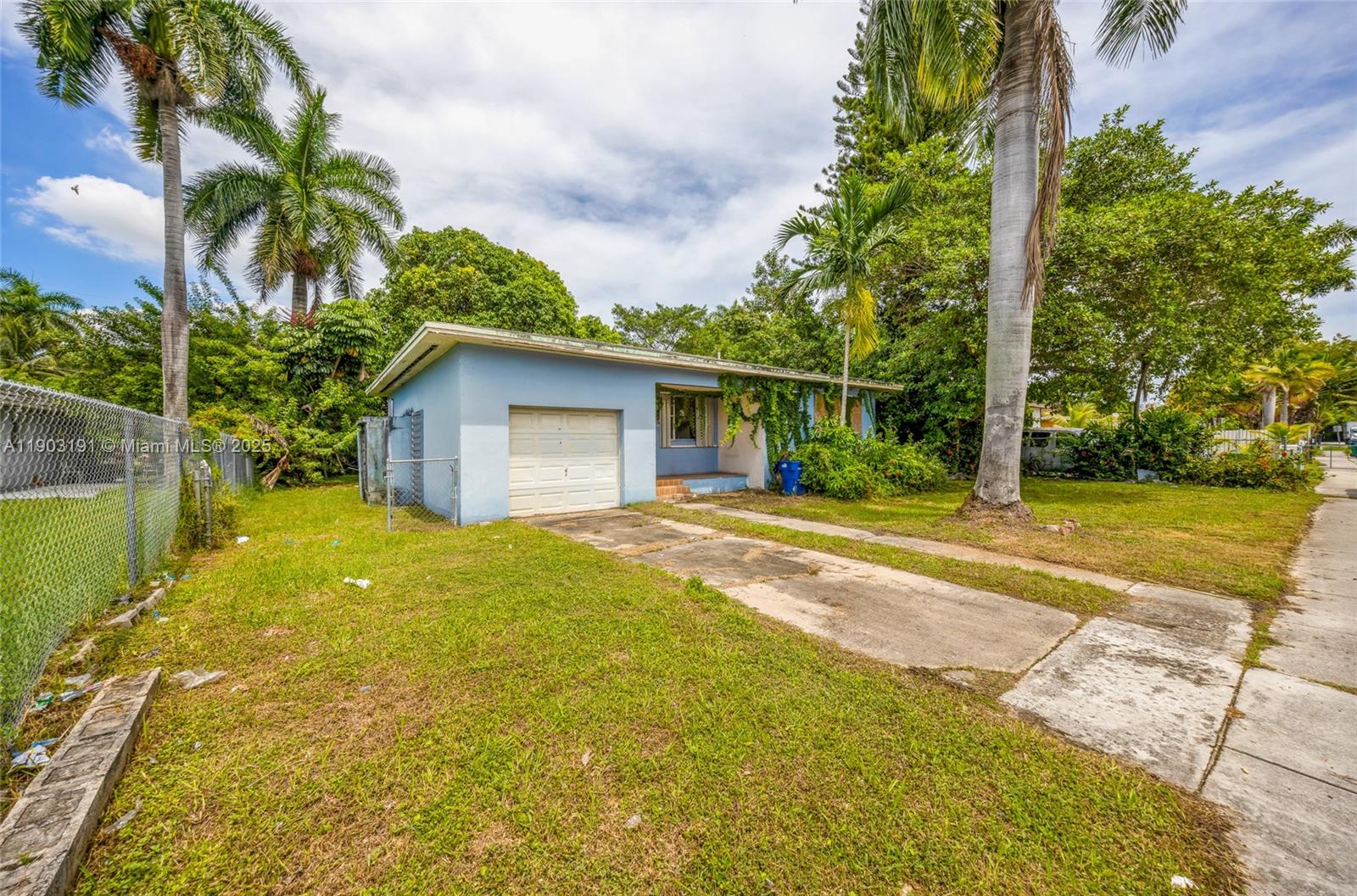 75 NW 83rd St, Miami FL 33150
