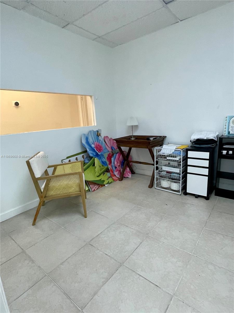 18319 W Dixie Hwy # 206, North Miami Beach FL 33160