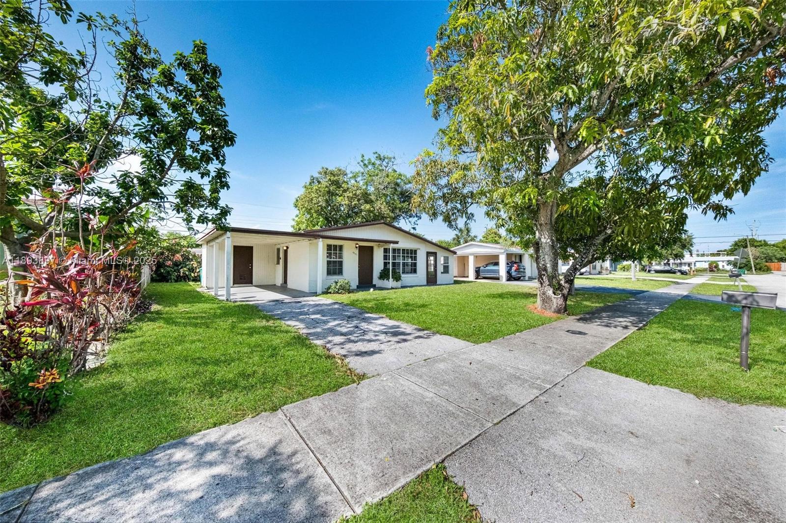 3231 NW 18th Ct, Lauderhill FL 33311