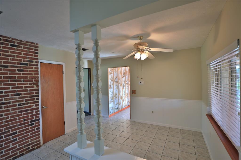2155 SE COUNTY HIGHWAY 484, BELLEVIEW, FL — photo 5 of 30