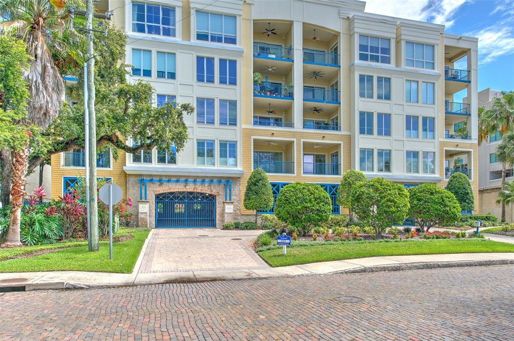 509 W BAY STREET UNIT 205
