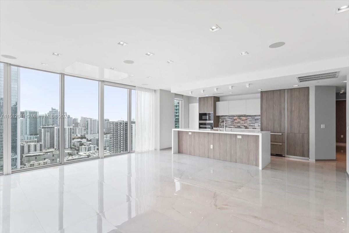 2900 NE 7th Ave # 3707, Miami FL 33137