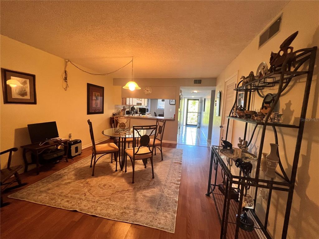 9433 HARBOR GREENS WAY UNIT 404, SEMINOLE, FL — photo 5 of 25