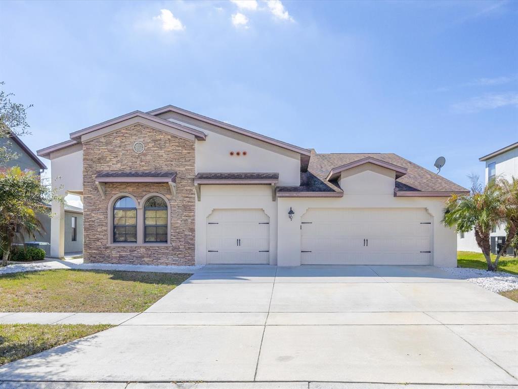 1822 TROPHY BASS WAY