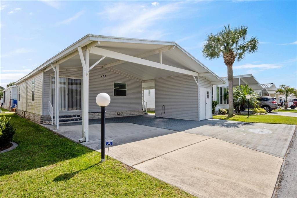 358 PINE LOOP