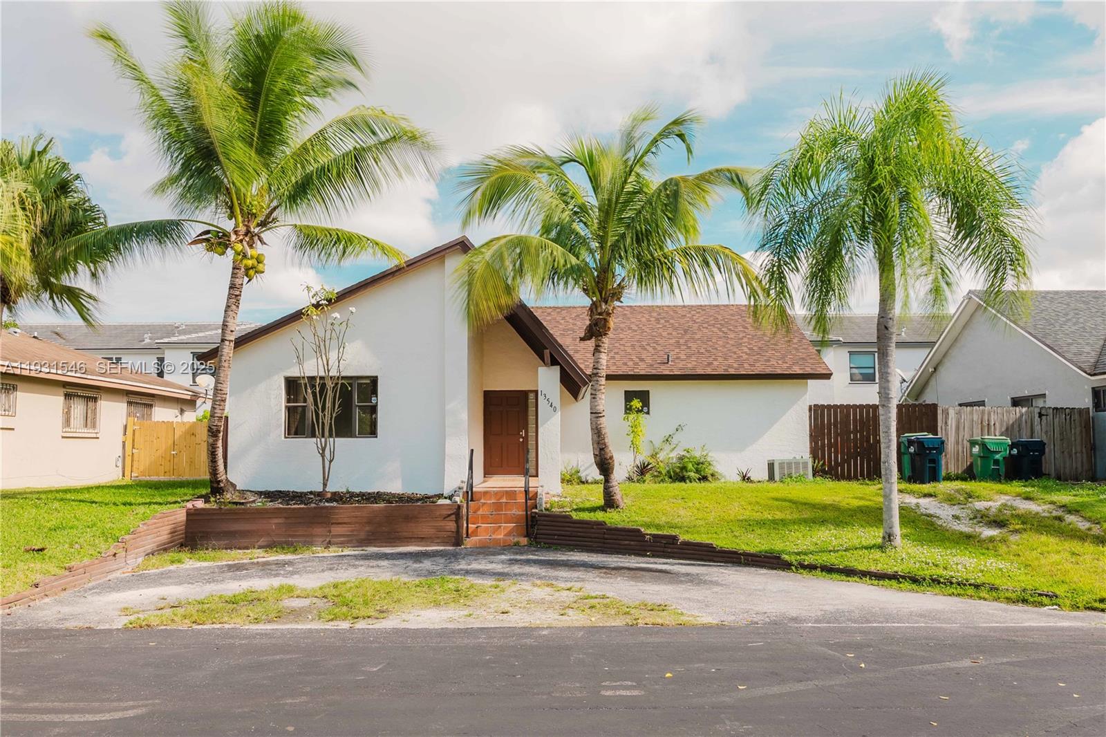 13540 SW 287th Ln, Homestead FL 33033
