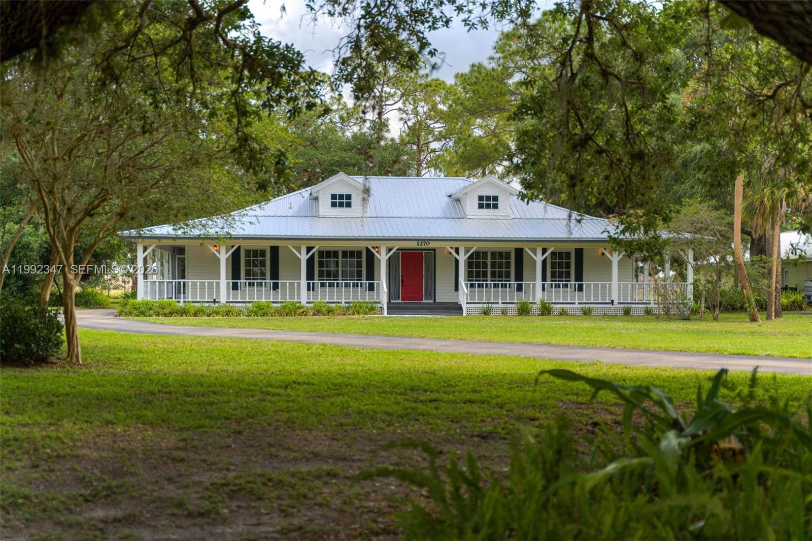 1270 Riverbend Drive, La Belle FL 33935