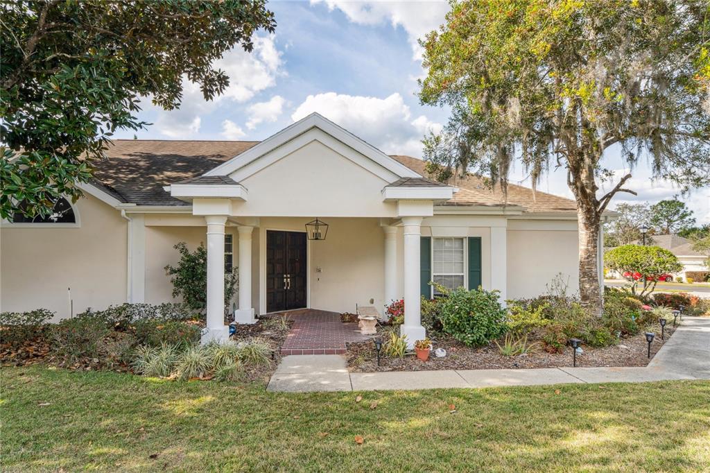 6 DEERWOOD DRIVE