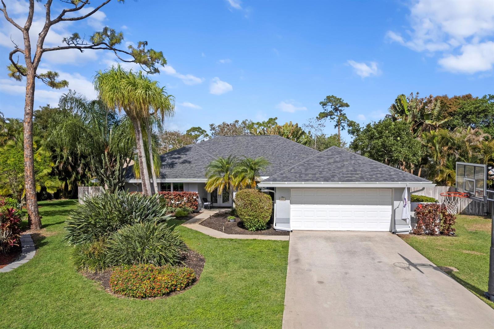 551 Kingsbury Terrace, Wellington FL 33414