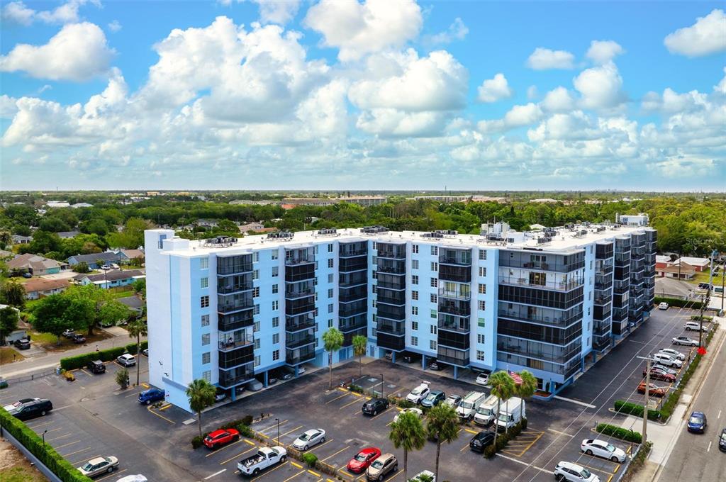 2901 26TH STREET W UNIT 303