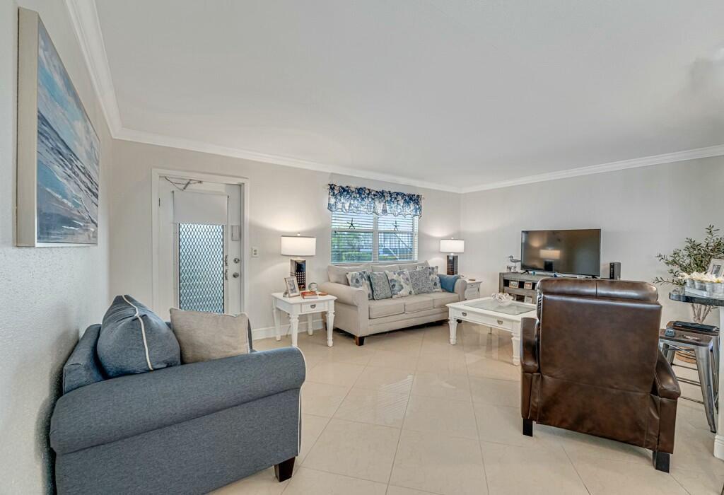 350 Tuscany G, Delray Beach FL 33446