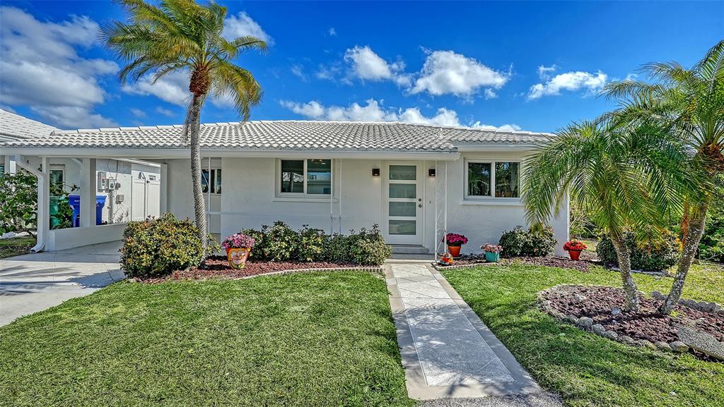 948 SPANISH DRIVE S, LONGBOAT KEY, FL — photo 2 of 30