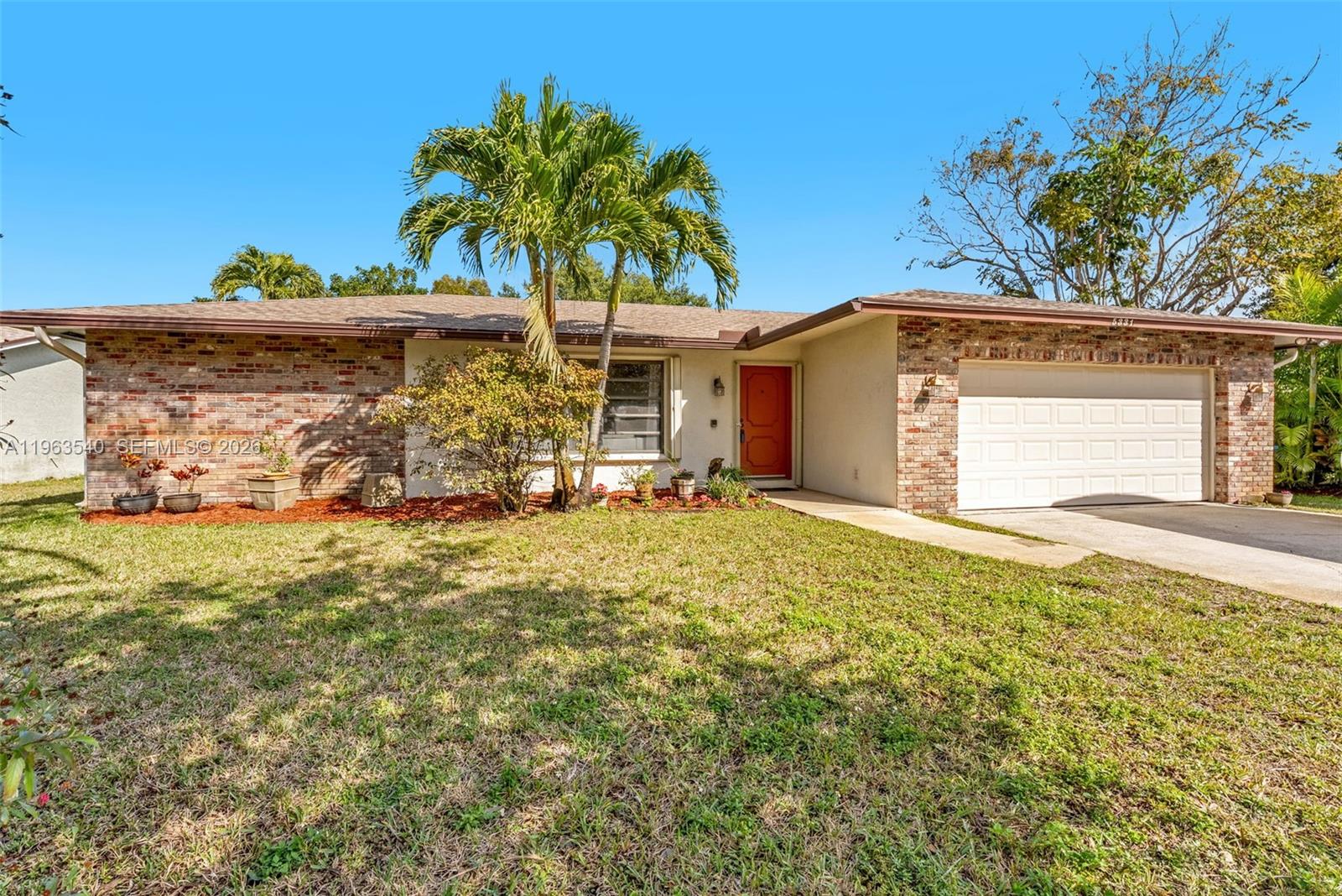5331 NW 77th Ct, Pompano Beach FL 33073