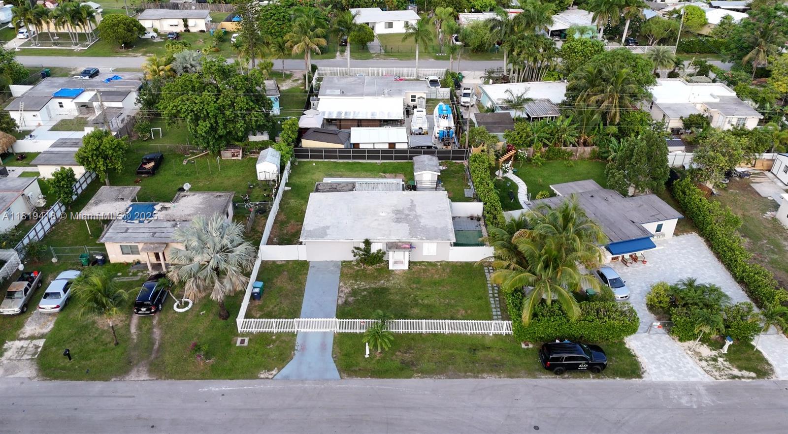 29125 Indiana Rd, Homestead FL 33033
