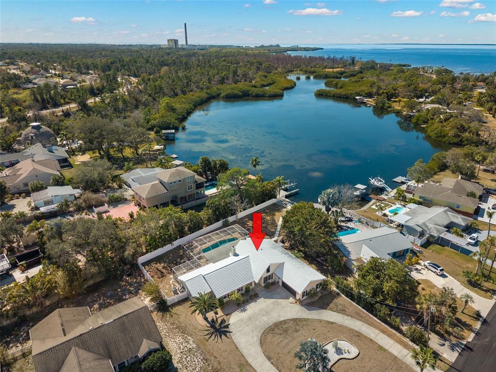 2138 BAYOU DRIVE