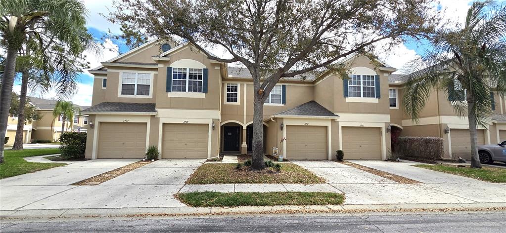 2729 CONCH HOLLOW DRIVE