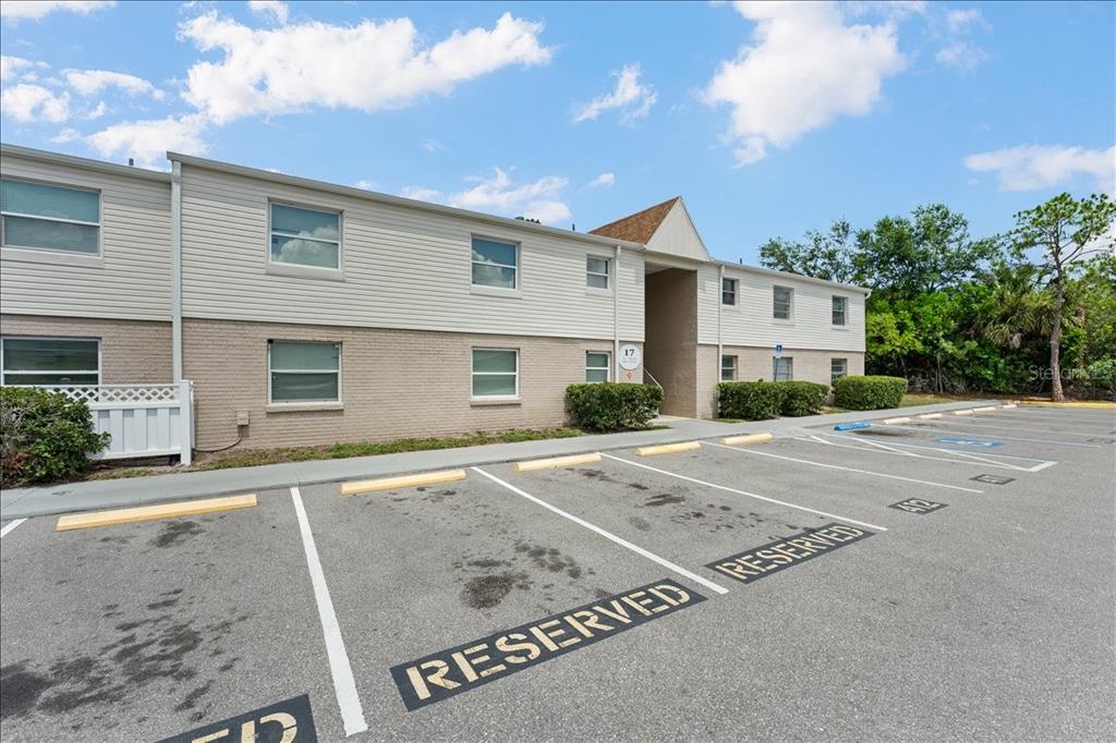 7210 N MANHATTAN AVENUE UNIT 1714