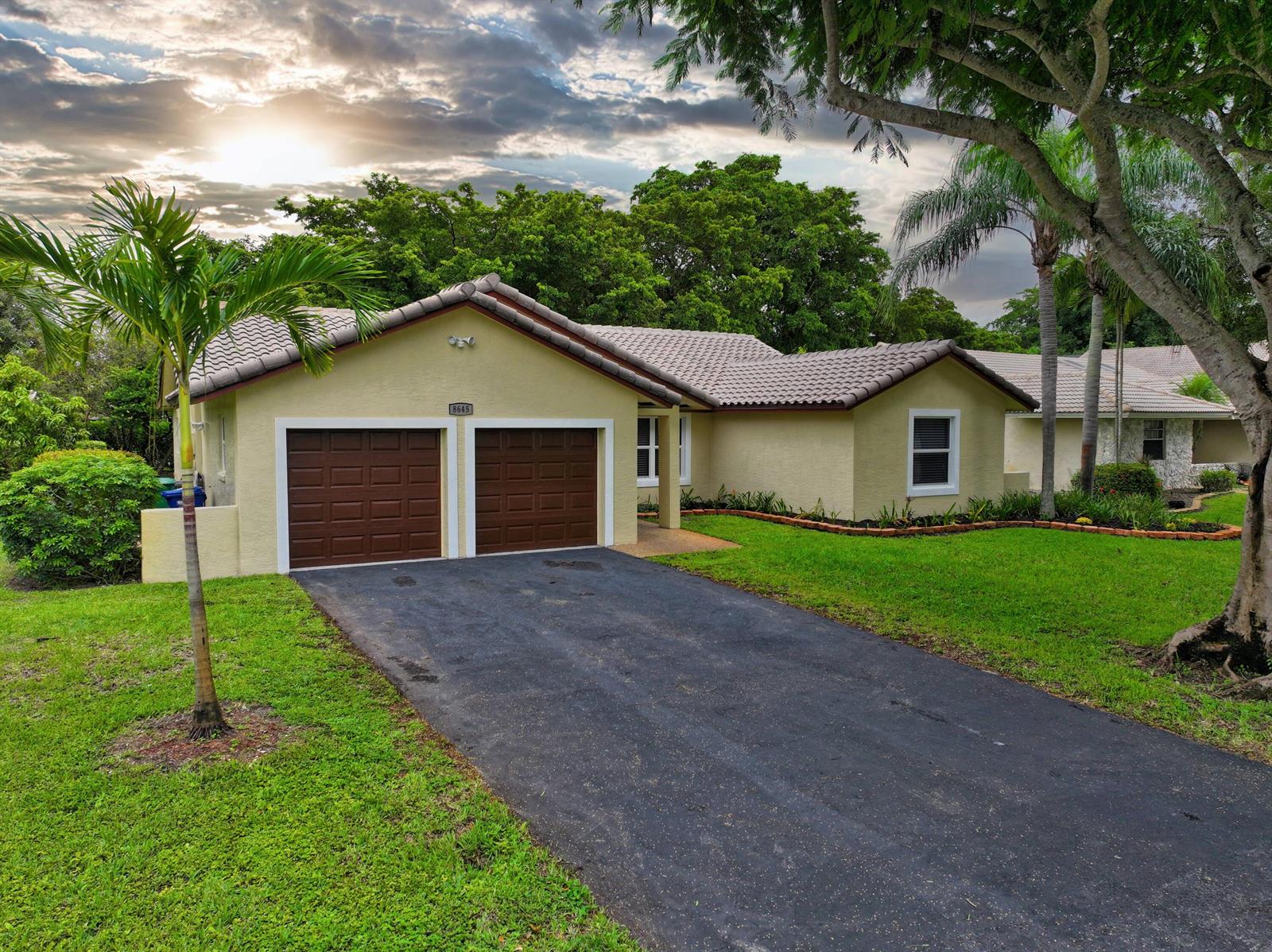 8645 NW 47th Drive, Coral Springs FL 33067