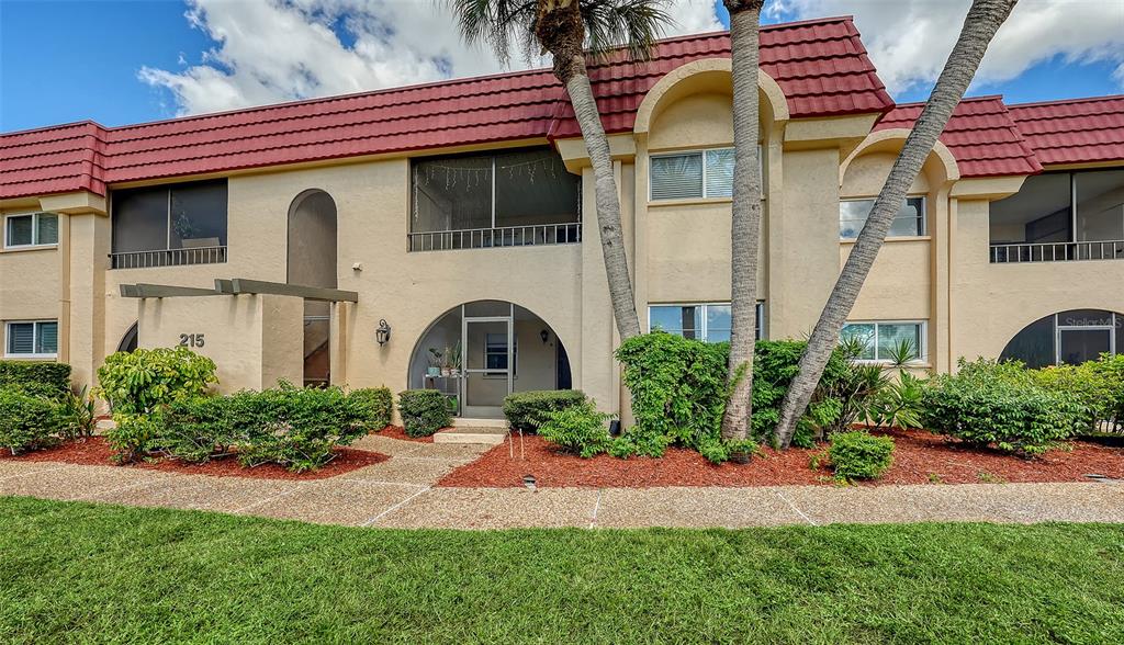215 RUBENS DRIVE UNIT B