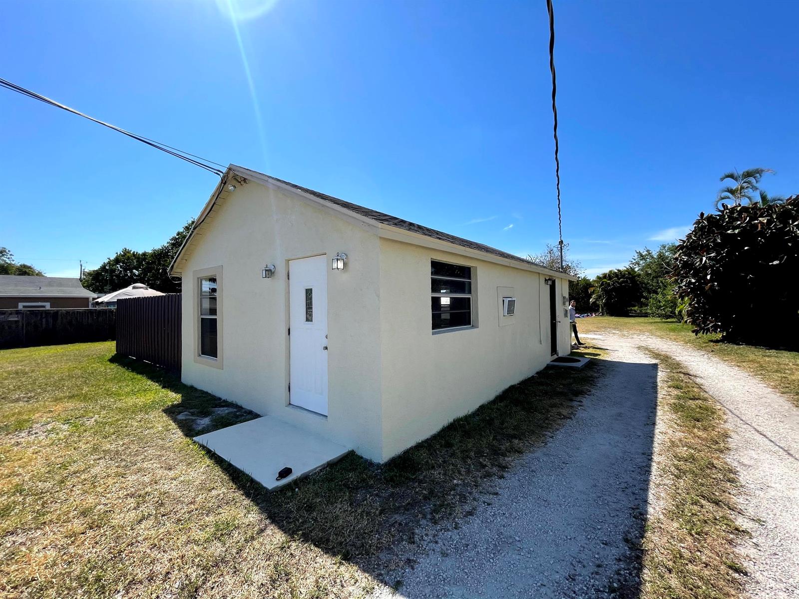 3901 Lakewood Road # A, Palm Springs FL 33461