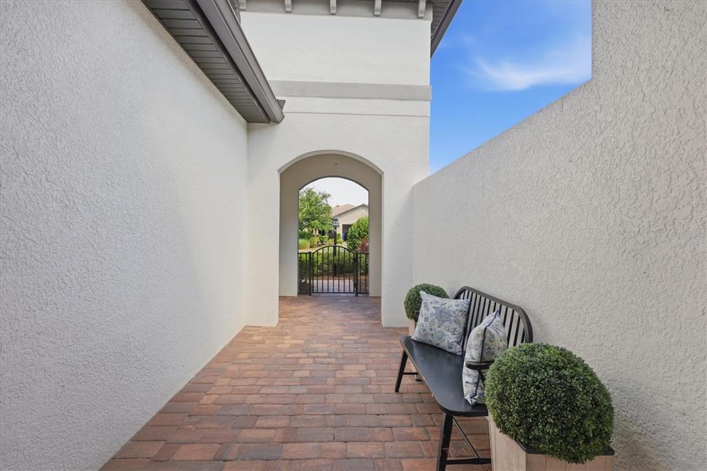 17039 HAMPTON FALLS TERRACE, BRADENTON, FL — photo 5 of 30