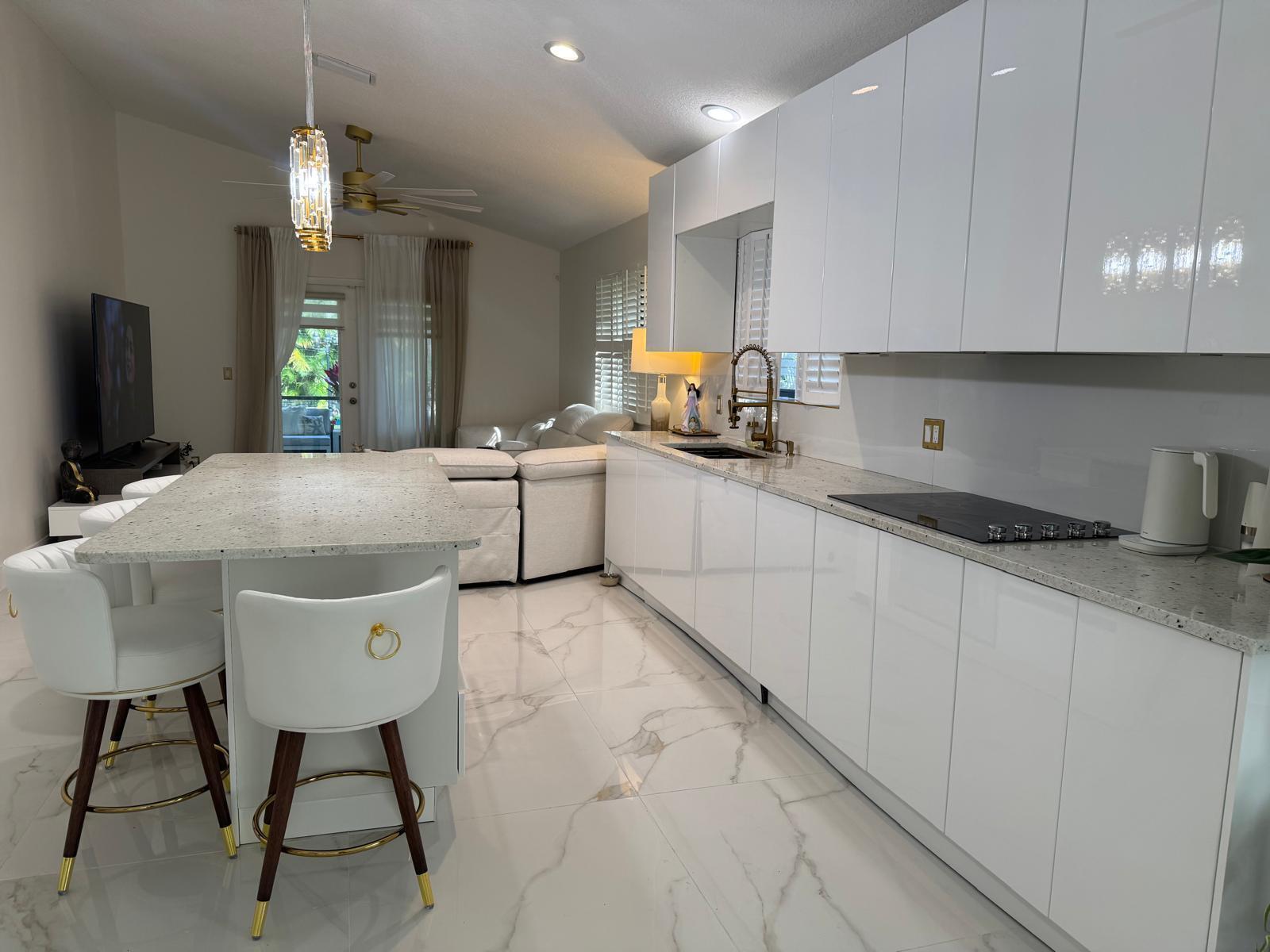 544 NW 38th Avenue, Deerfield Beach FL 33442