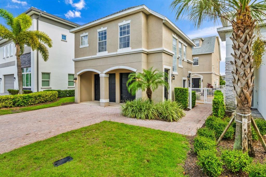 1525 COROLLA COURT