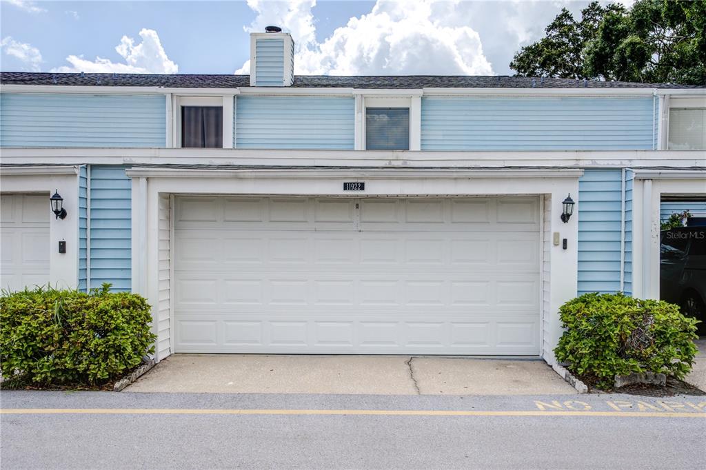 11922 CYPRESS CREST CIRCLE